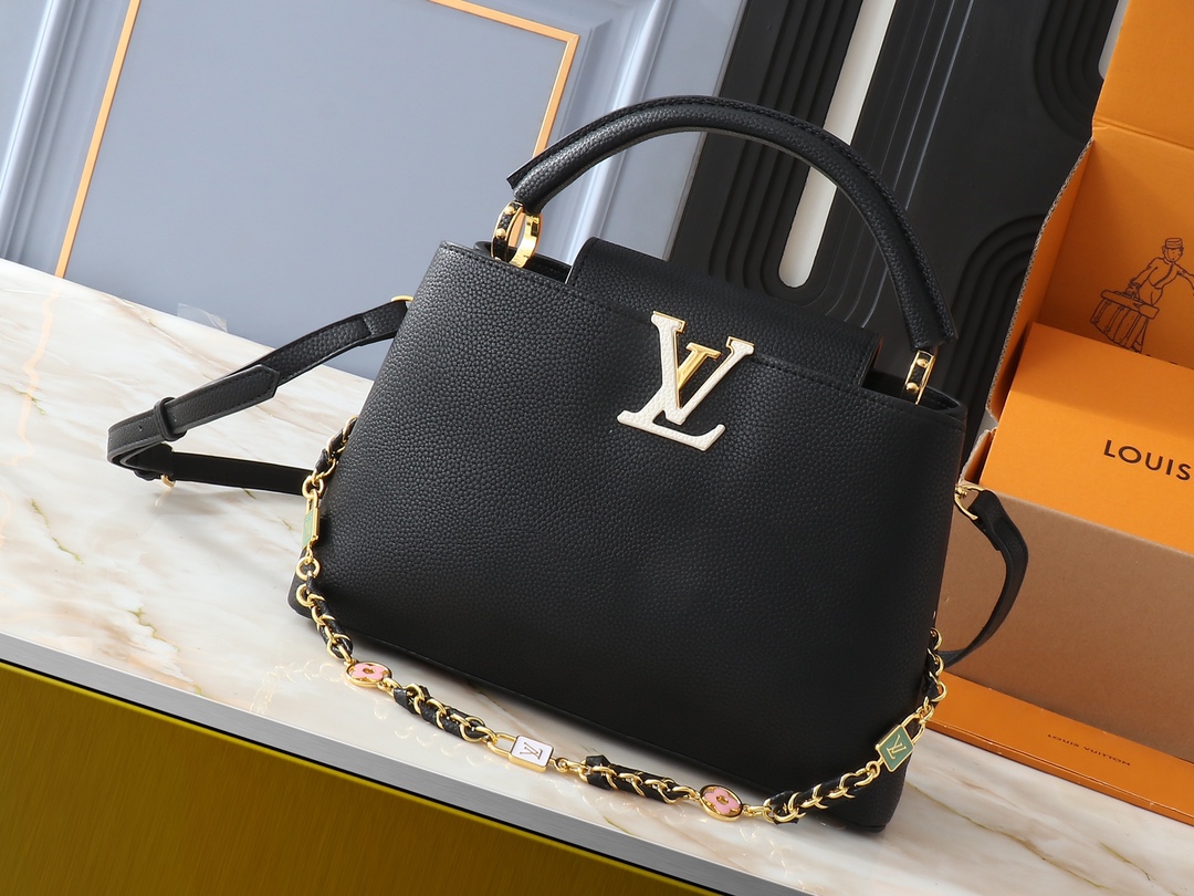 Louis Vuitton LV Classic Handbag Premium Canvas Model N85911 LV Logo Detail Elegant Look New Arrival
